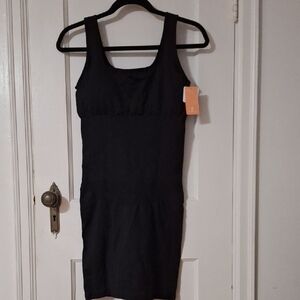 Black Sleeveless Dress